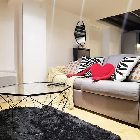 60m2 New Designed 2 Bdrs Heart Of 75002 N2-108 Appartamento